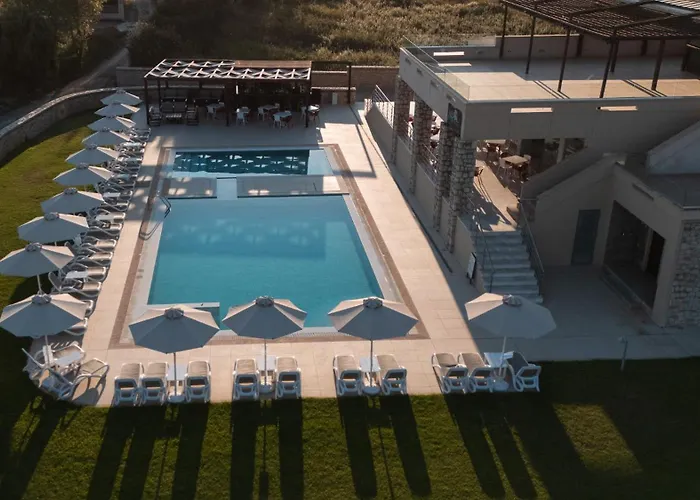 Niriides Luxury Villas